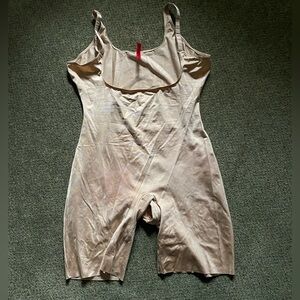 Spanx SLIMPLICITY Underbust Mid Thigh Bodysuit Shaper One Piece Sz XL